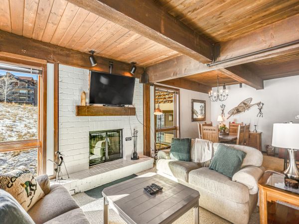 Ski In - Ski Out Snowmass Vacation Condo 3 Bedroom