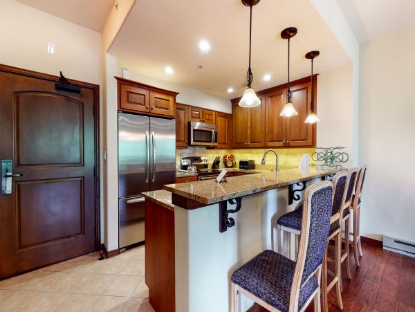 Beaver Creek Bachelor Gulch Condo 950619