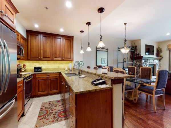 Beaver Creek Bachelor Gulch Condo 950619