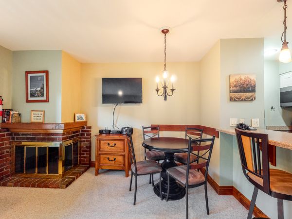 Vail Lionshead Condo 950625