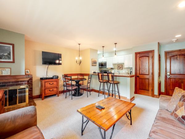 Vail Lionshead Condo 950625