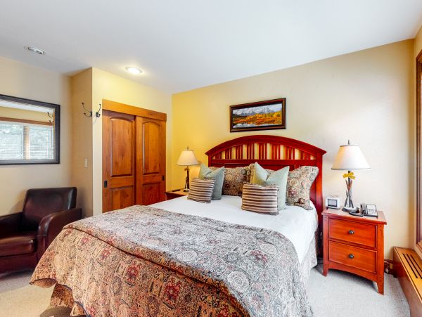 Vail Lionshead Condo 950625