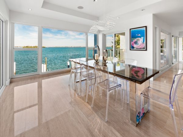 Luxury Eight Bedroom Home with Private Pool in Miami Beach