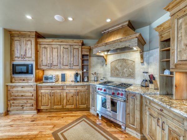 Three Bedroom Luxury Condo Sleeps 10 In Beaver Creek