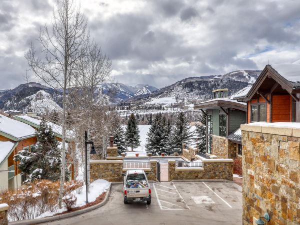 Three Bedroom Luxury Condo Sleeps 10 In Beaver Creek