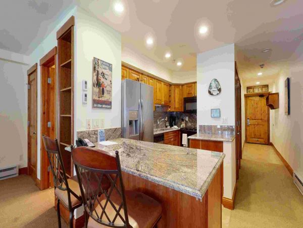 One Bedroom Two Bathroom Vail Condo Sleeps 5