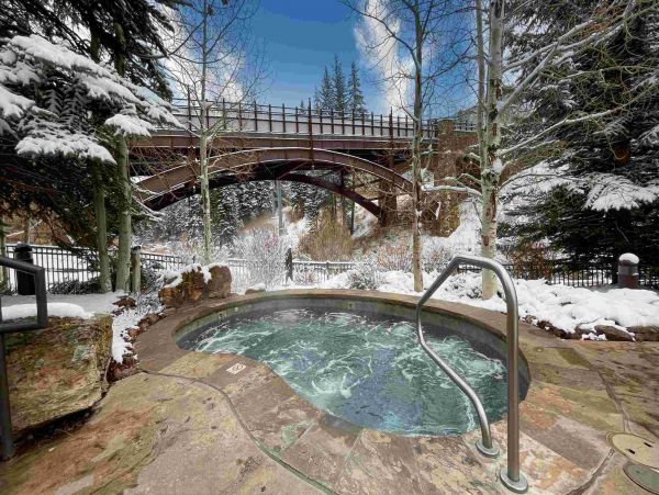 One Bedroom Two Bathroom Vail Condo Sleeps 5
