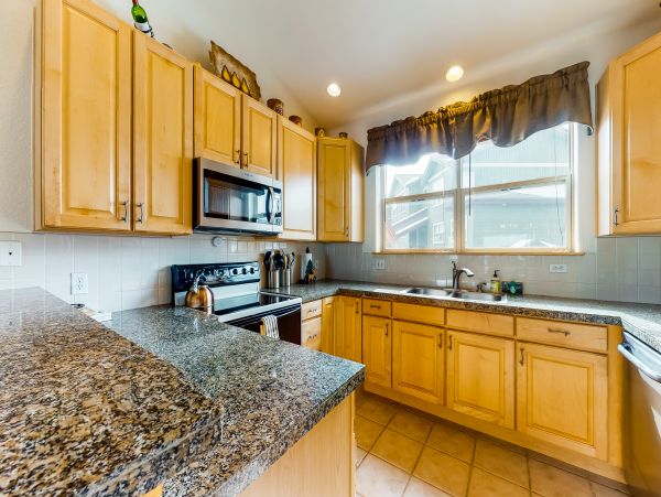 Silverthorne 3 Bedroom Sleeps 8 Vacation Townhome