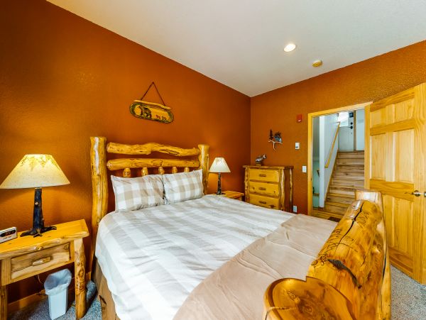 Silverthorne 3 Bedroom Sleeps 8 Vacation Townhome