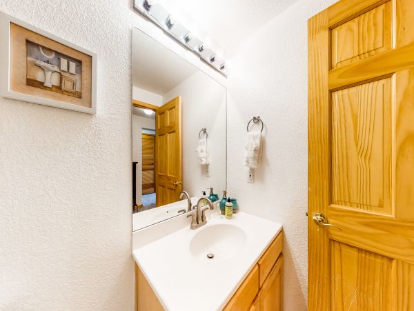 Silverthorne 3 Bedroom Sleeps 8 Vacation Townhome