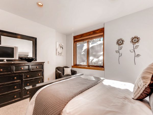 Breckenridge Home 950661
