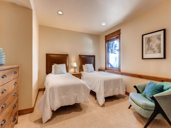Breckenridge Home 950661