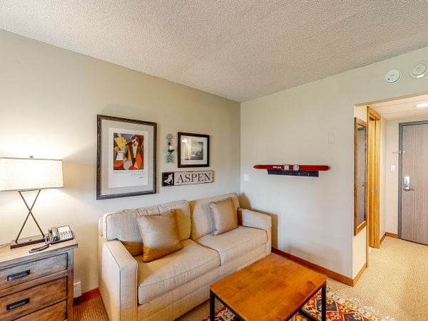 Aspen Home 950670