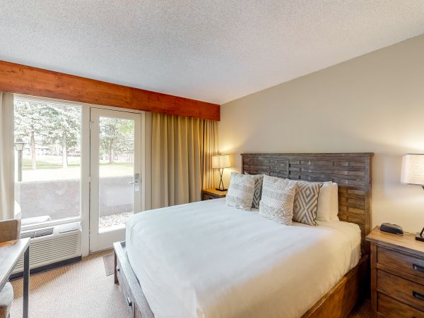 Aspen Home 950670