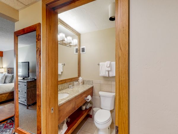 Aspen Home 950670