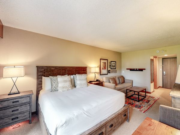 Aspen Home 950670