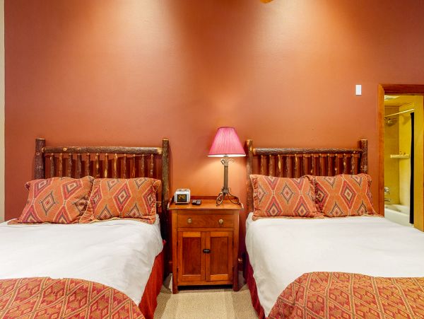 Vail Lionshead Condo 950672
