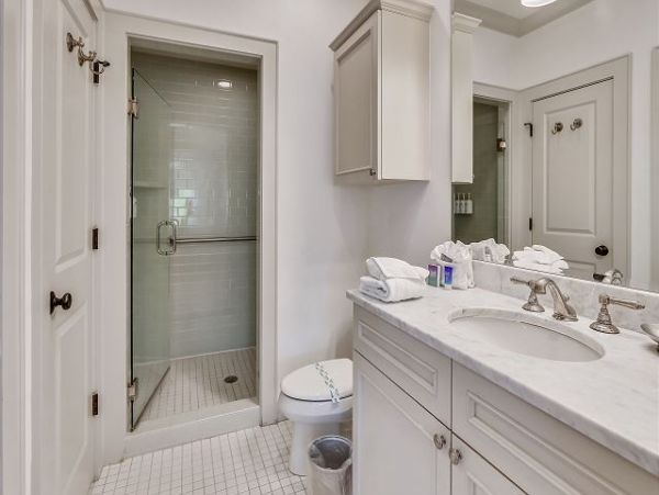 Gulf-front Holmes Beach Vacation Condo Sleeps 8 Guests