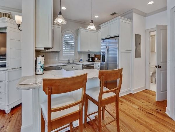 Gulf-front Holmes Beach Vacation Condo Sleeps 8 Guests