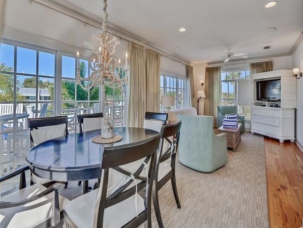Gulf-front Holmes Beach Vacation Condo Sleeps 8 Guests