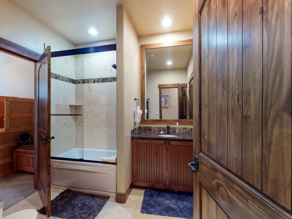 Breckenridge Home 950680