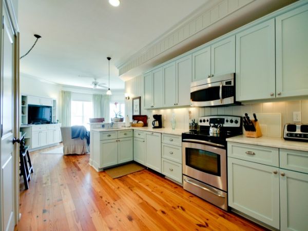 Luxury Holmes Beach Vacation Beach Condo Sleeps 6 Guests