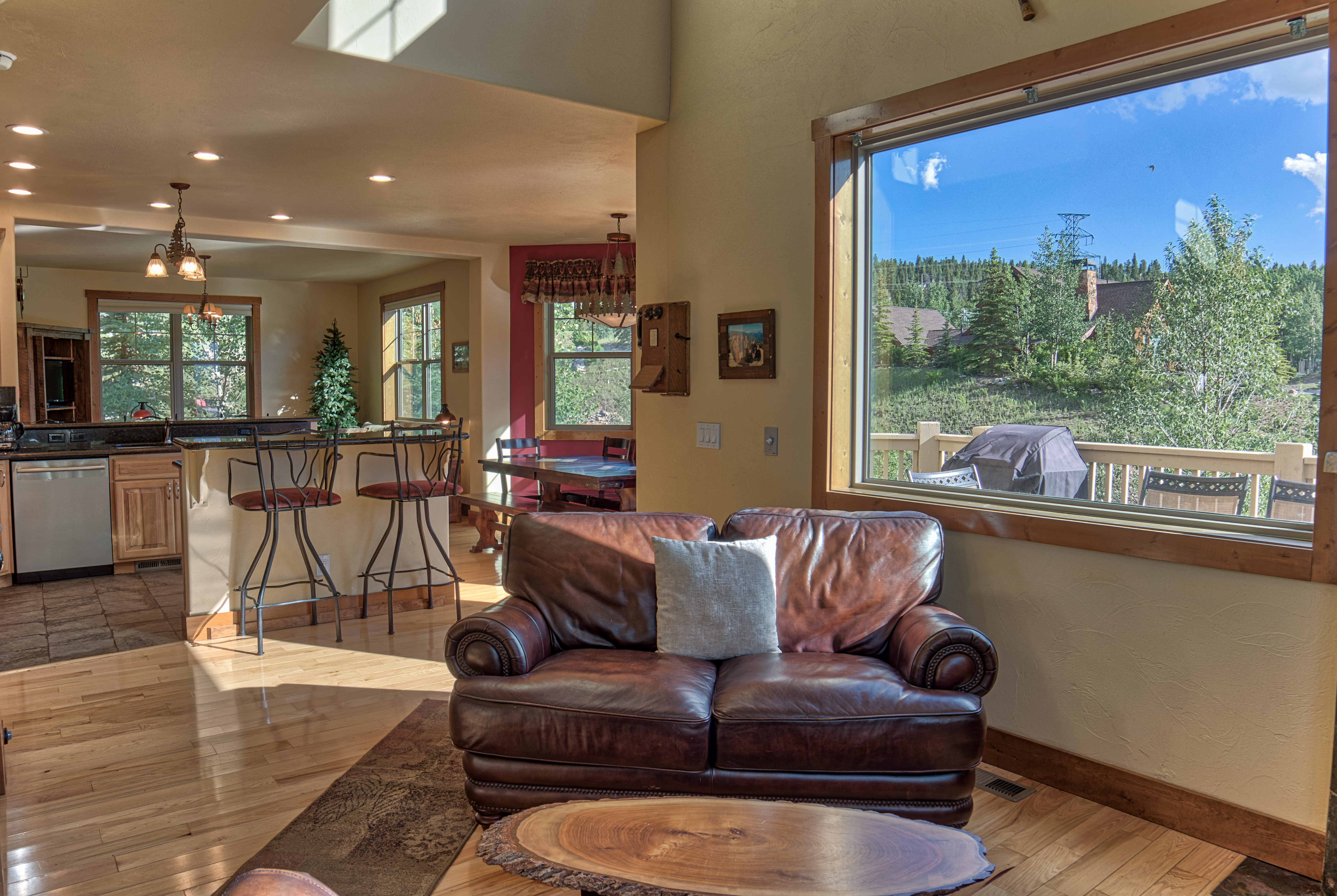 Breckenridge Home 950704