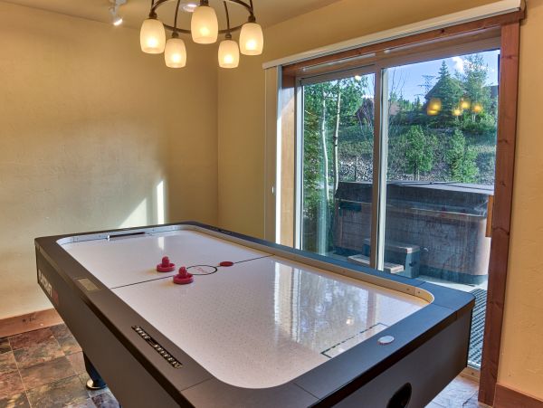 Breckenridge Home 950704