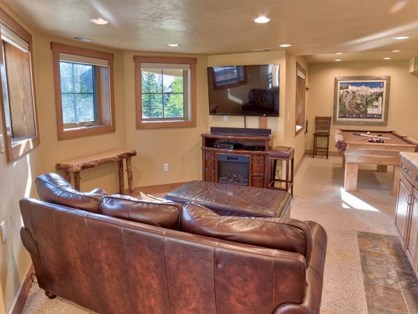 Breckenridge Home 950704