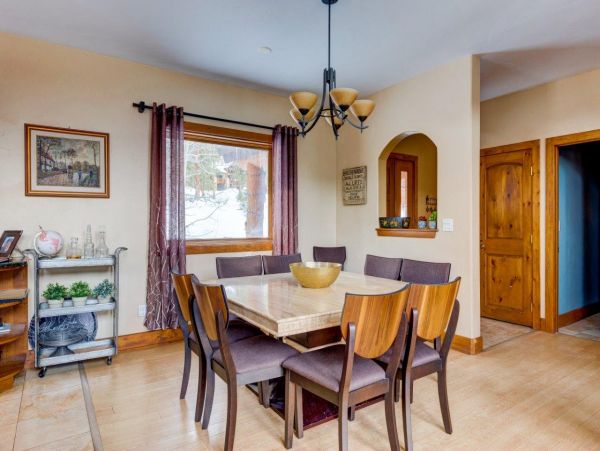 Beautiful Vacation Home in Breckenridge Sleeps Twelve Guests