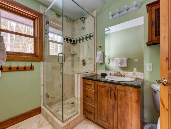 Beautiful Vacation Home in Breckenridge Sleeps Twelve Guests