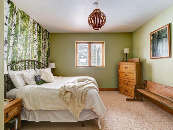 Beautiful Vacation Home in Breckenridge Sleeps Twelve Guests
