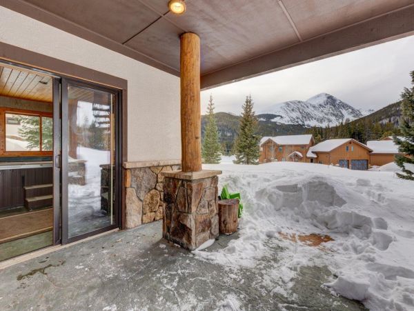 Beautiful Vacation Home in Breckenridge Sleeps Twelve Guests