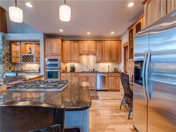 Breckenridge Home 950731