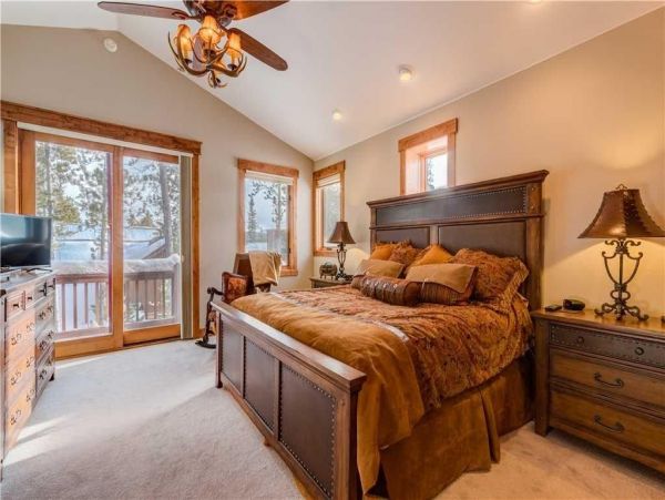 Breckenridge Home 950731