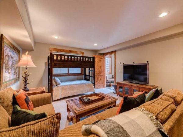 Breckenridge Home 950731