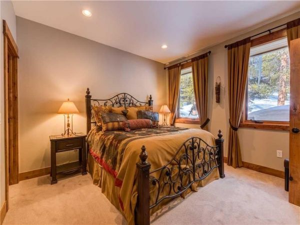 Breckenridge Home 950731