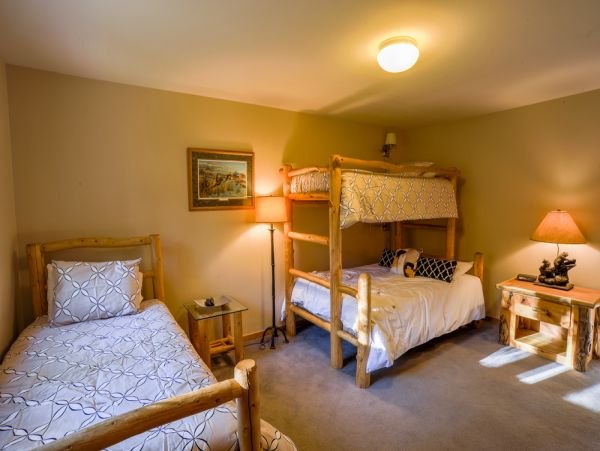Breckenridge Home 950735