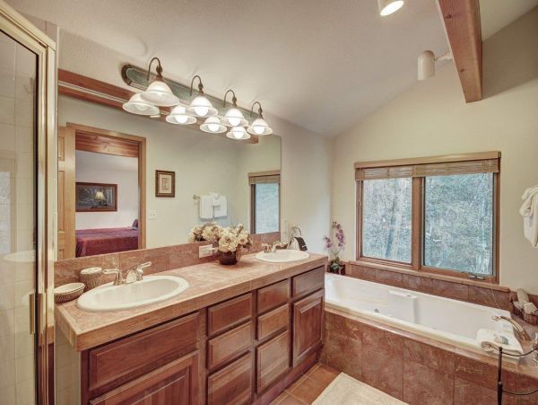 Breckenridge Home 950746