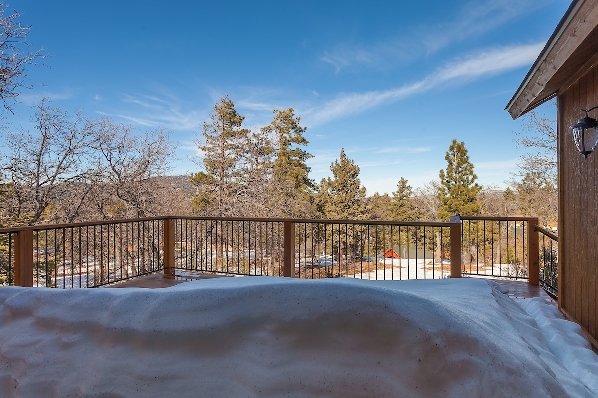 Big Bear Home 950773