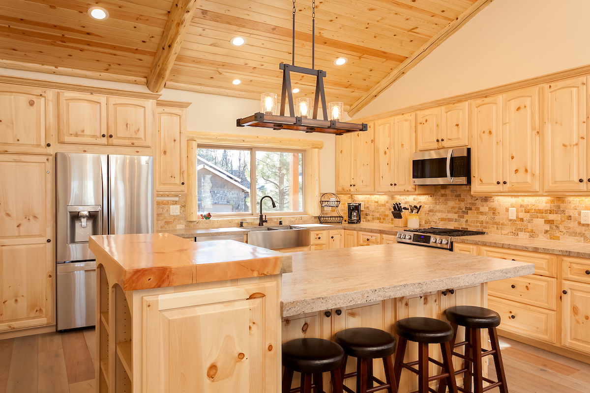Big Bear Home 950773