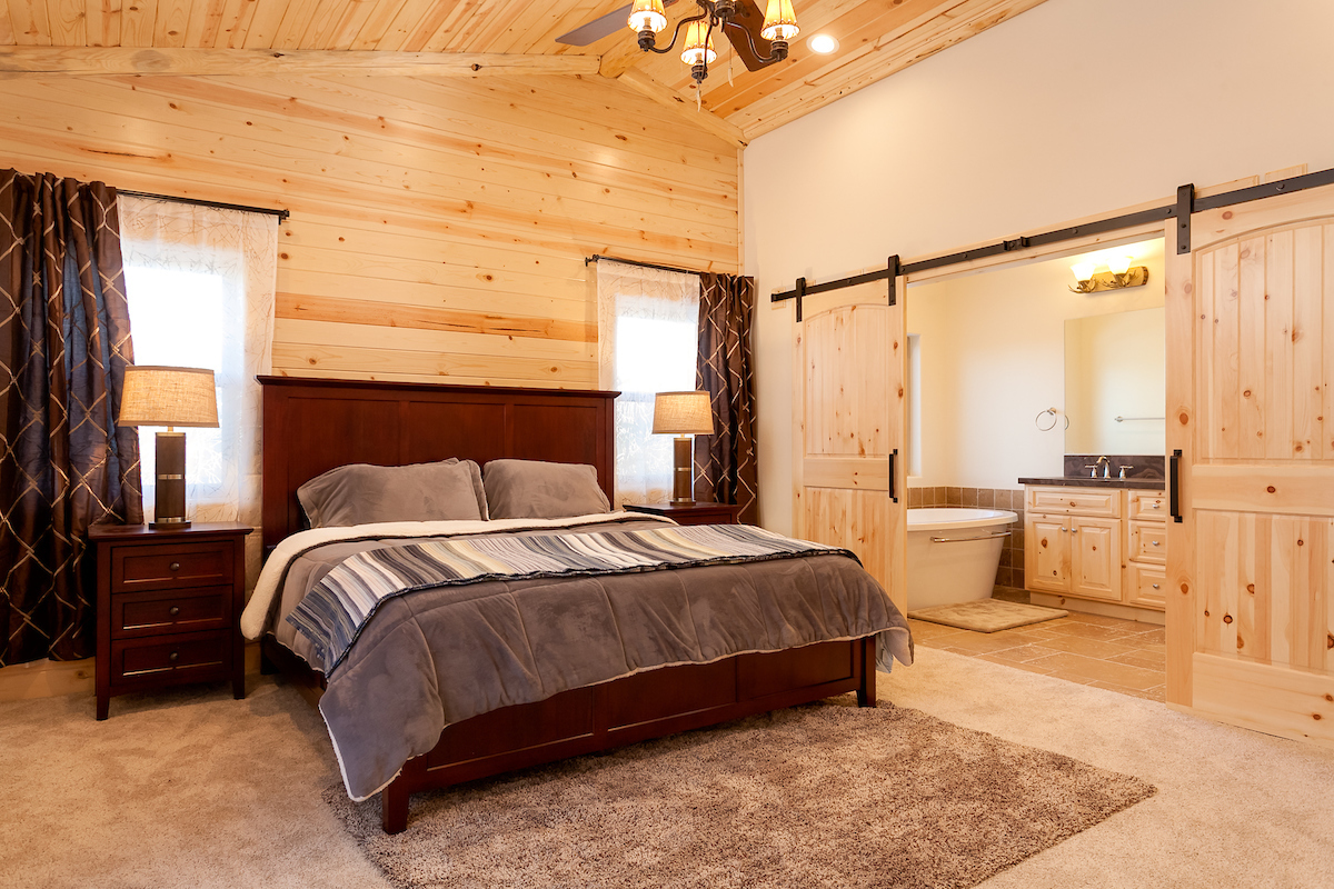 Big Bear Home 950773