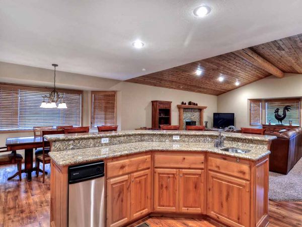 Big Bear Home 950775