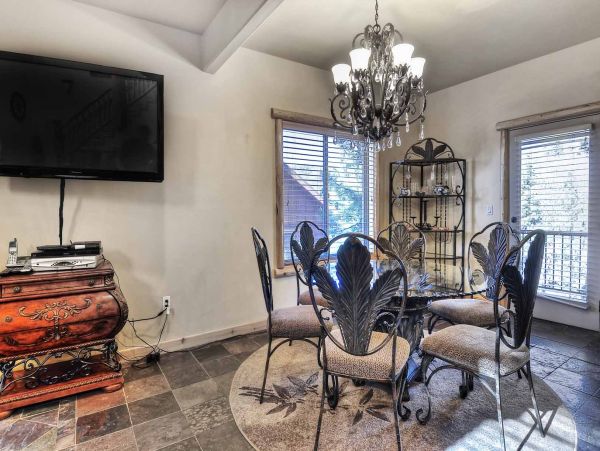 Big Bear Home 950776