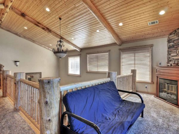 Big Bear Home 950776