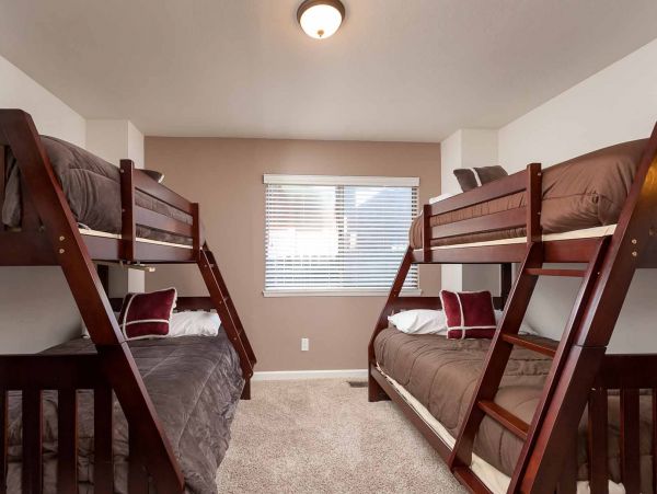 Big Bear Home 950777