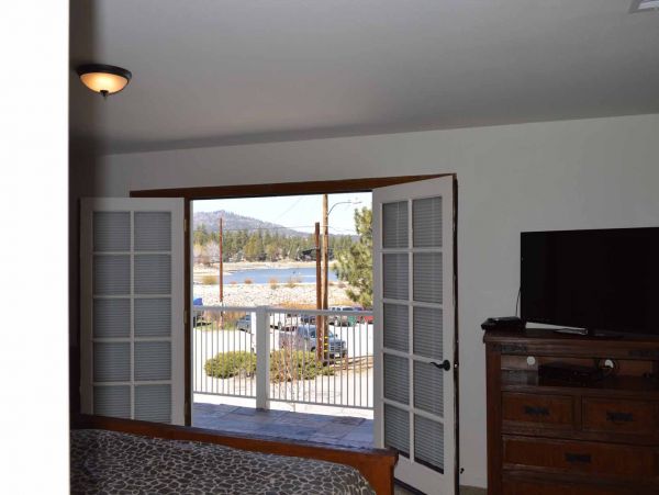 Big Bear Home 950777