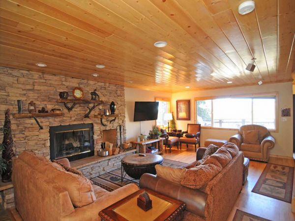 Big Bear Home 950778