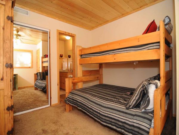 Big Bear Home 950778