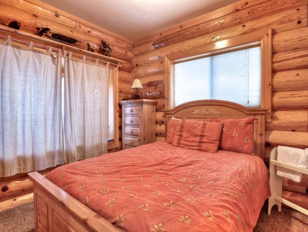 Big Bear Home 950780